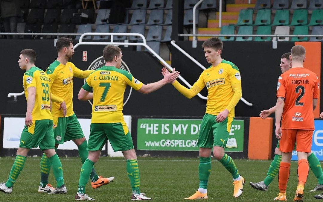 10-man Carrick Lose to Cliftonville with a Curran Goal
